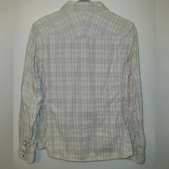 The North Face Corduroy Button up flannel - Picture 7 of 8
